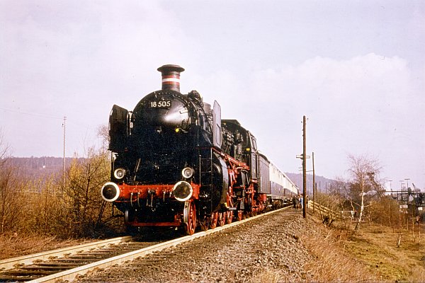 Rheingold mit BR18
