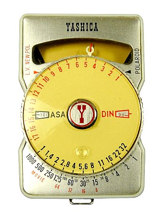 Yashica YEM31
