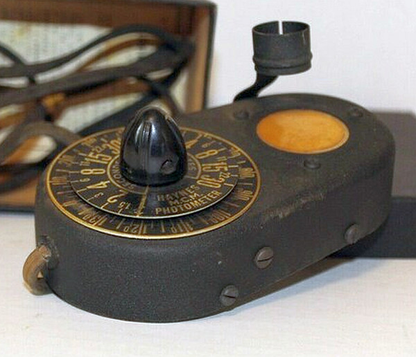 M.C.M. Photometer