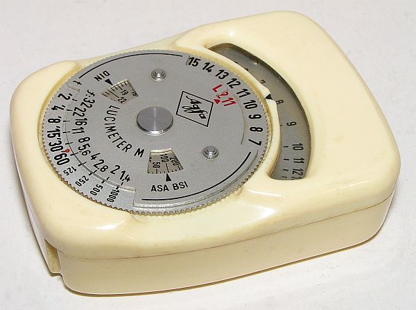 Lucimeter M