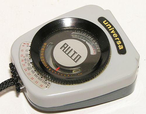 universa AUTO